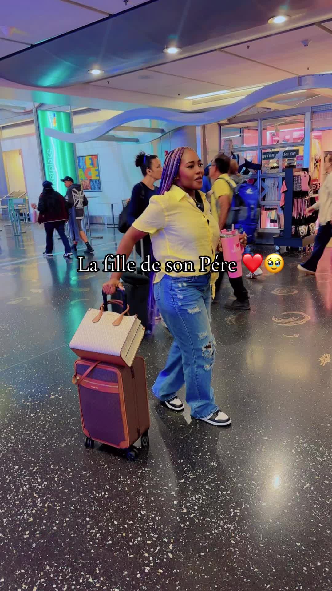 @Améliaqueen4🇨🇬🇺🇸🦅