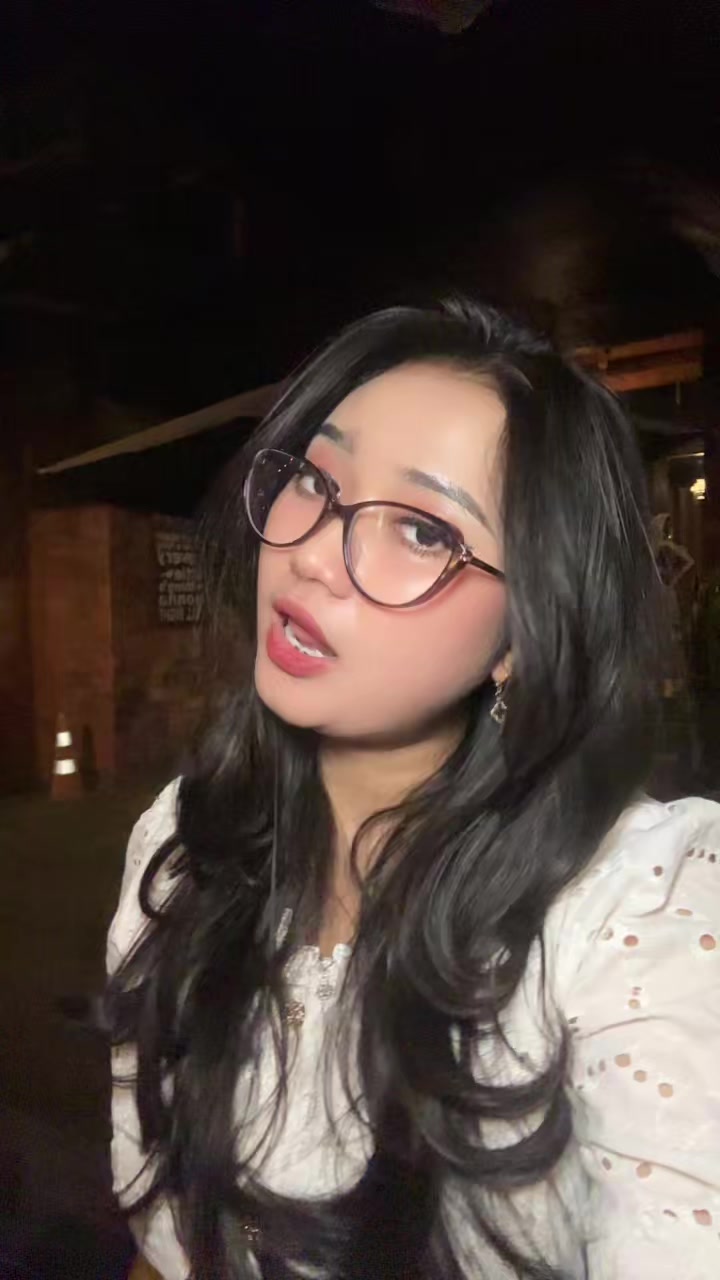 @ririiana_
