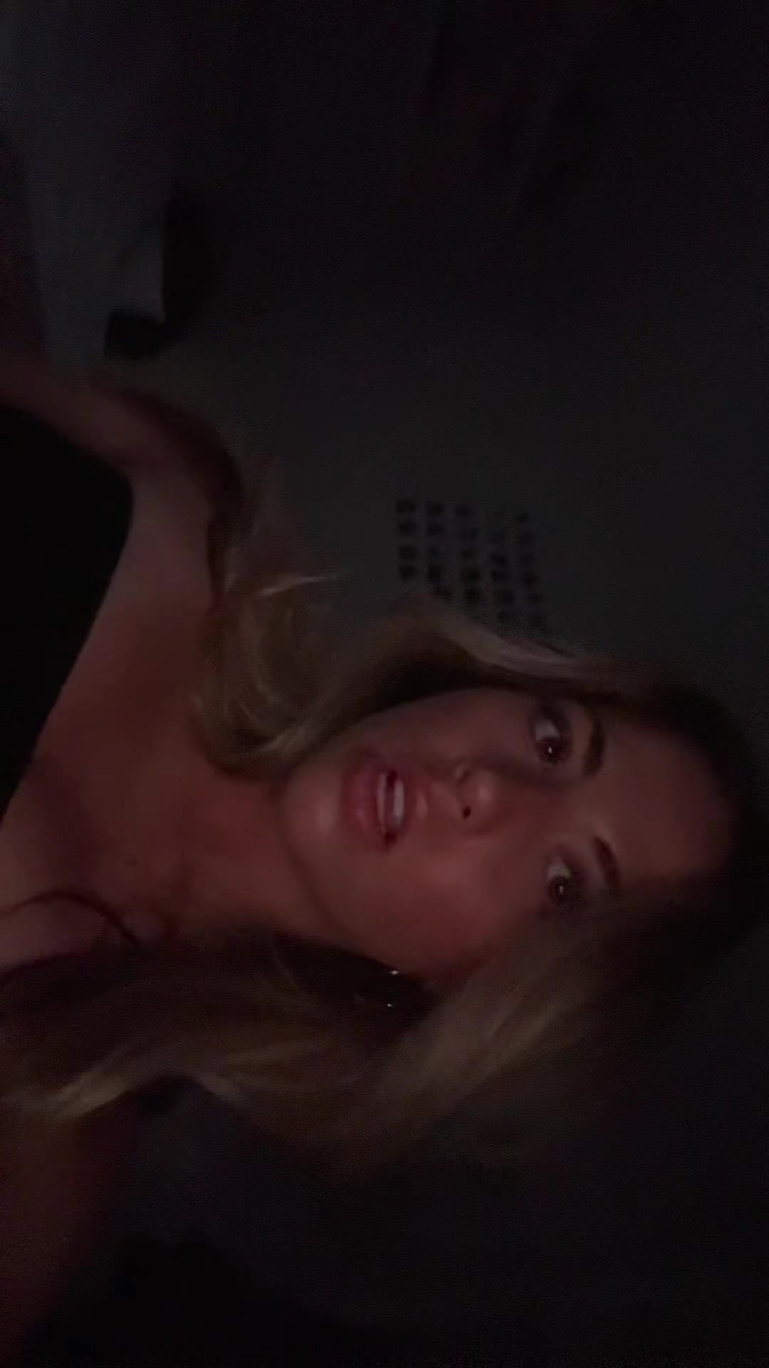 @juliaaa