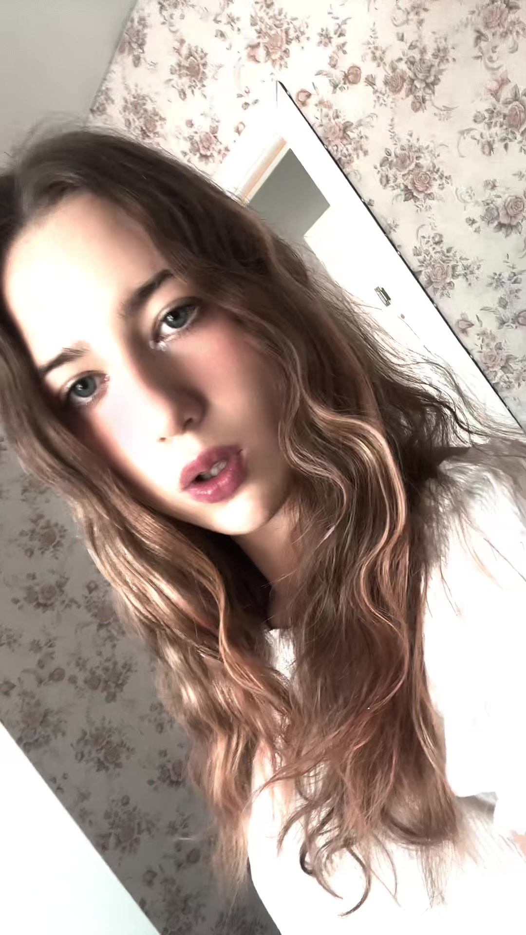 @𝒜𝓃𝑔𝑒𝓁𝑜𝒸𝒽𝑒𝓀🪽