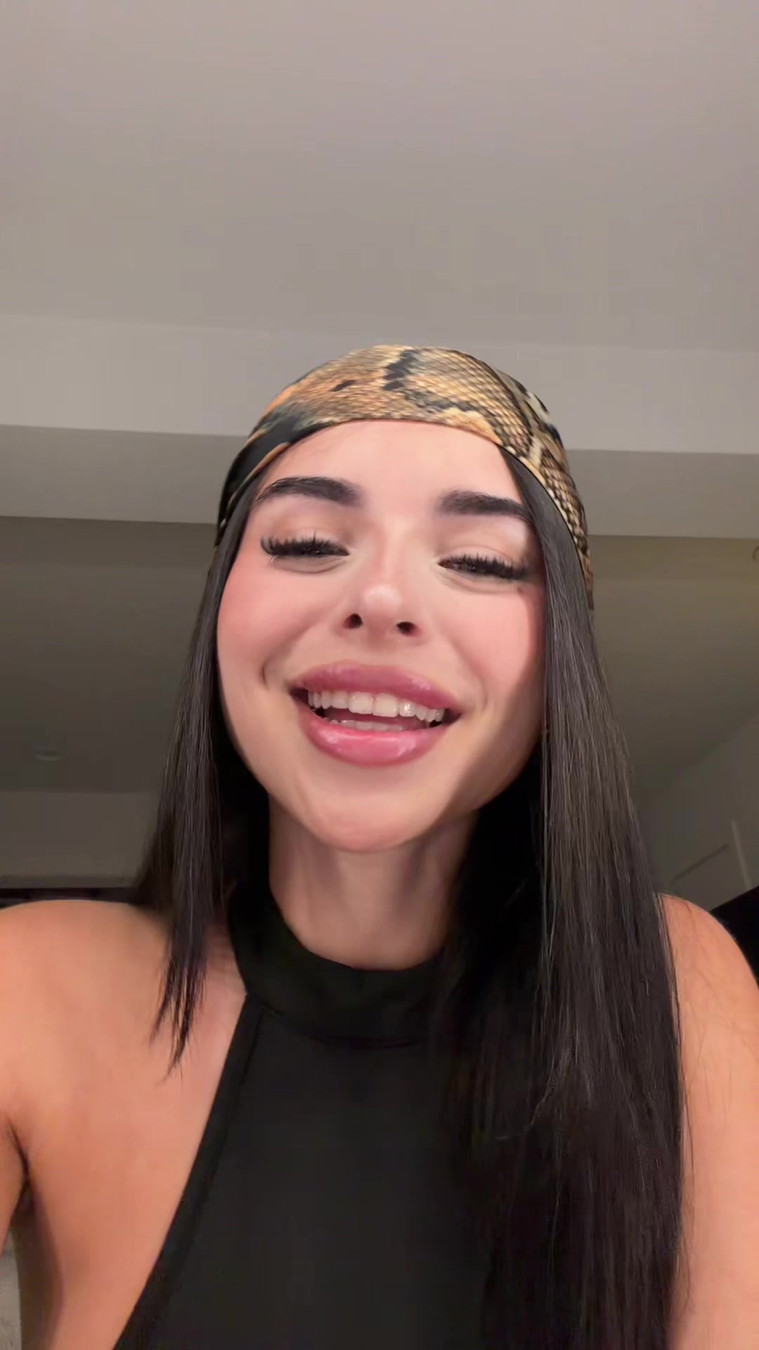 @vickyguez