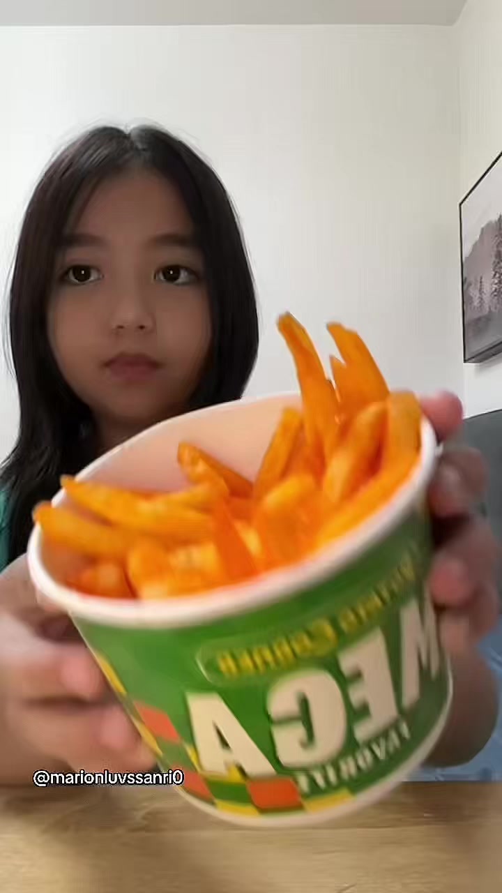 @Marion(I luv squishies)