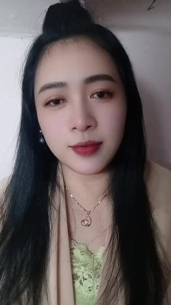 @Ling Ling🇲🇨🇭🇰
