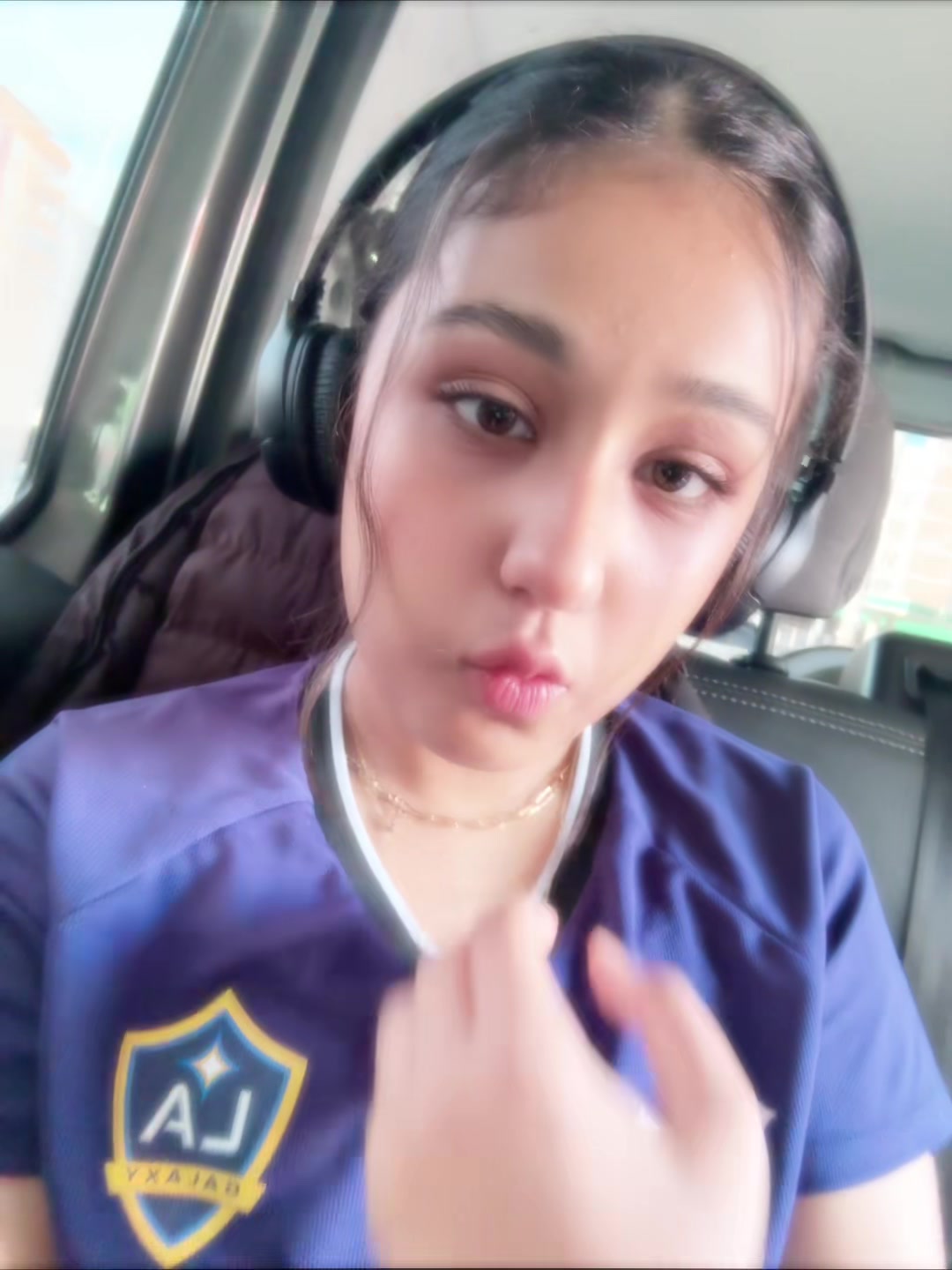 @๐ฏ๐๐๐๐