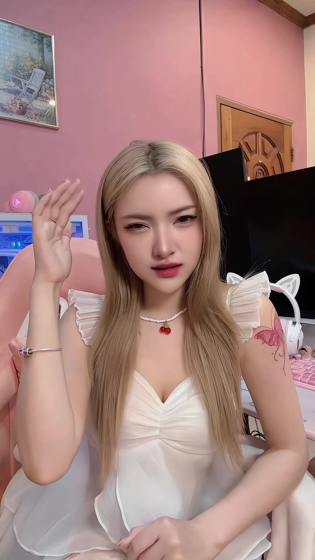 @FAIRYz