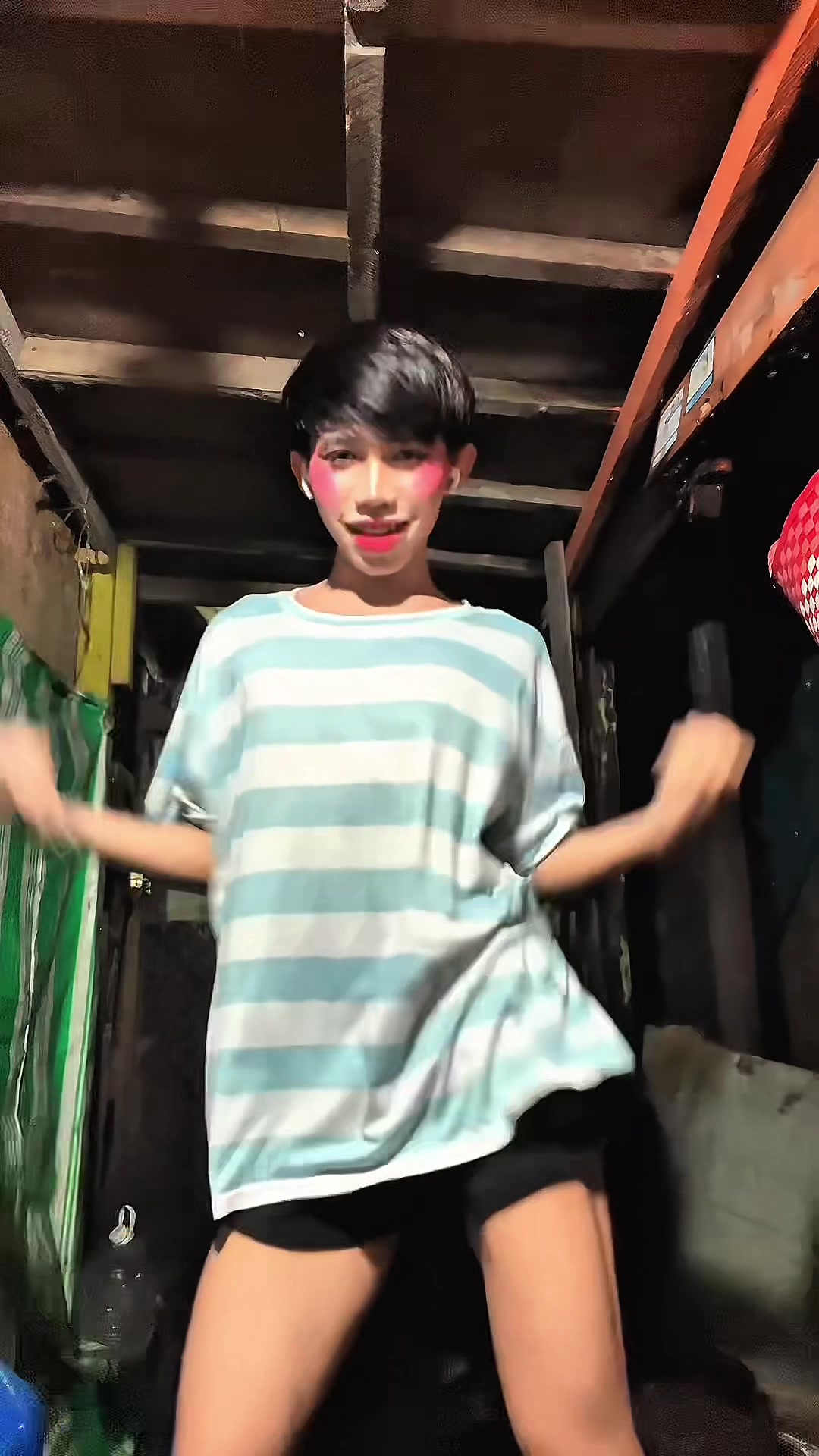 @mmoon_kai