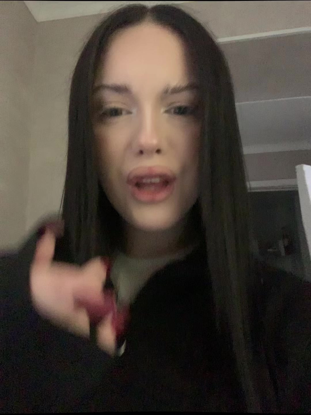@миоликс🪽