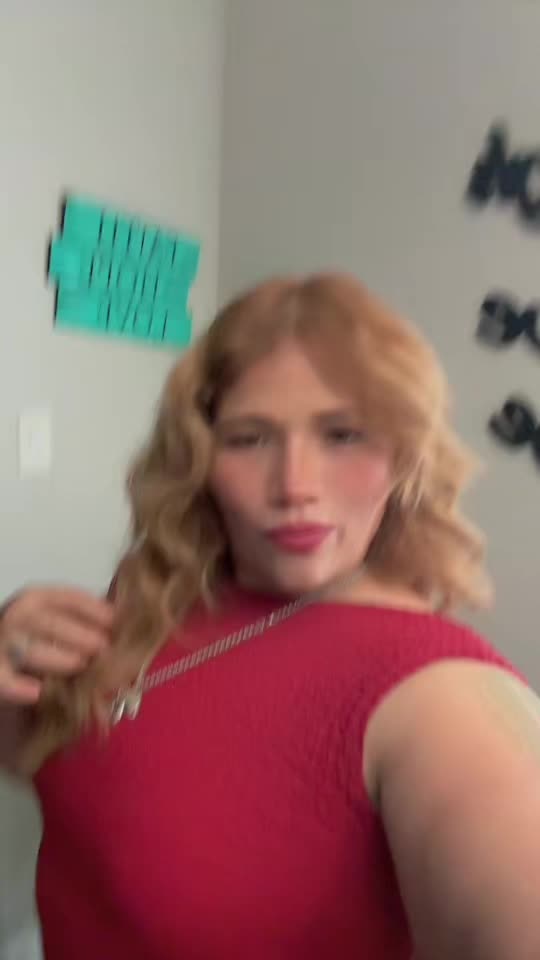 @Iliana