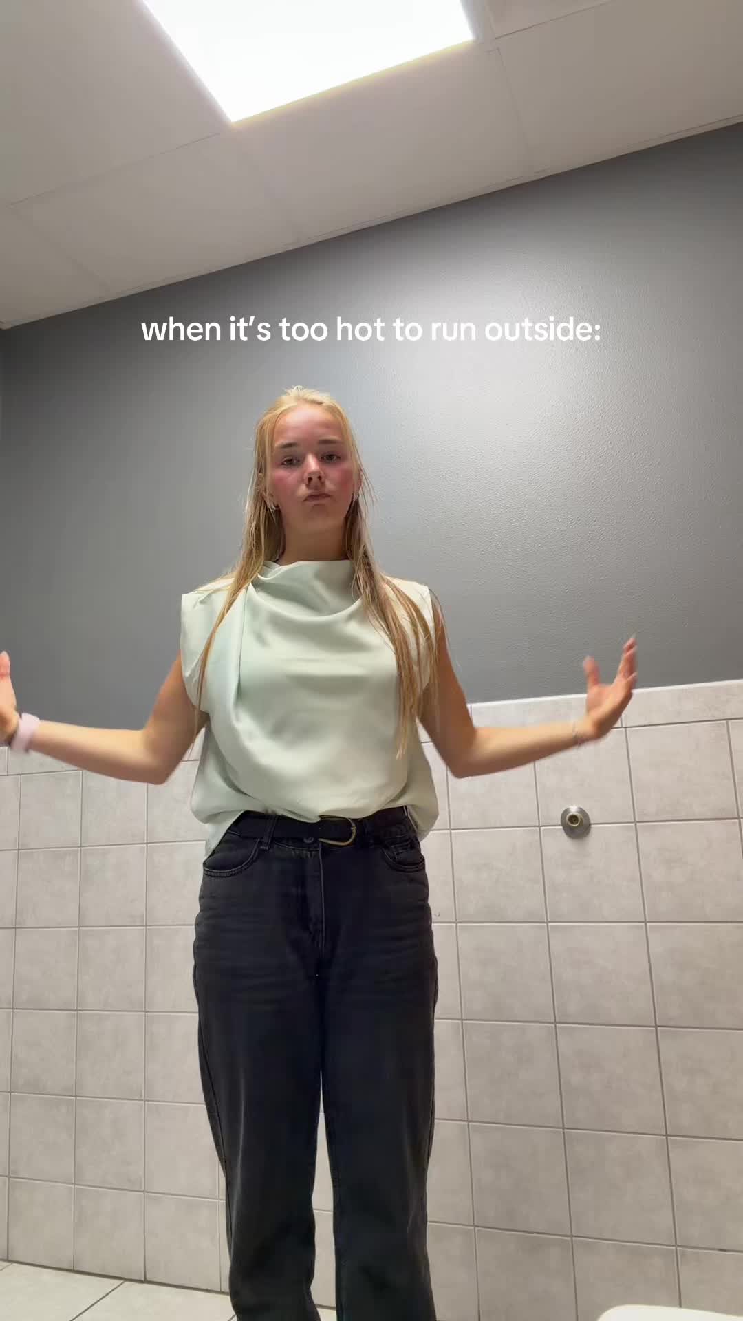 @sophias_social