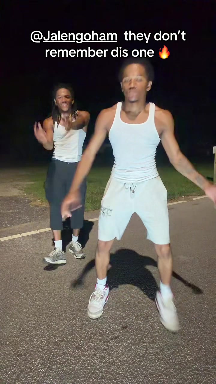 @Ghettotwins_