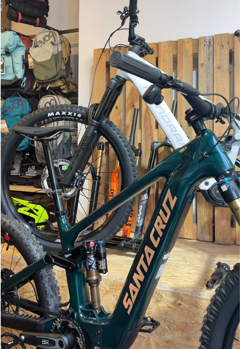@Yalnız Pedalş&ouml;r