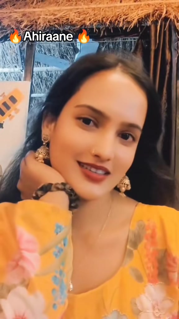 @Yadav girl🔥