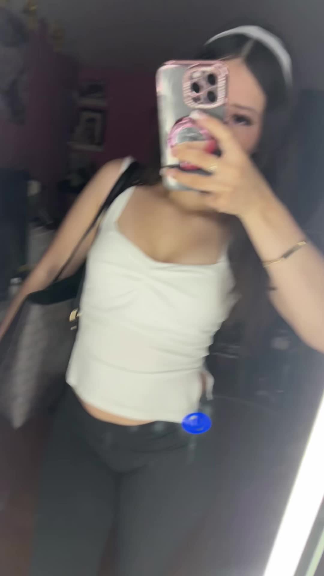 @:3