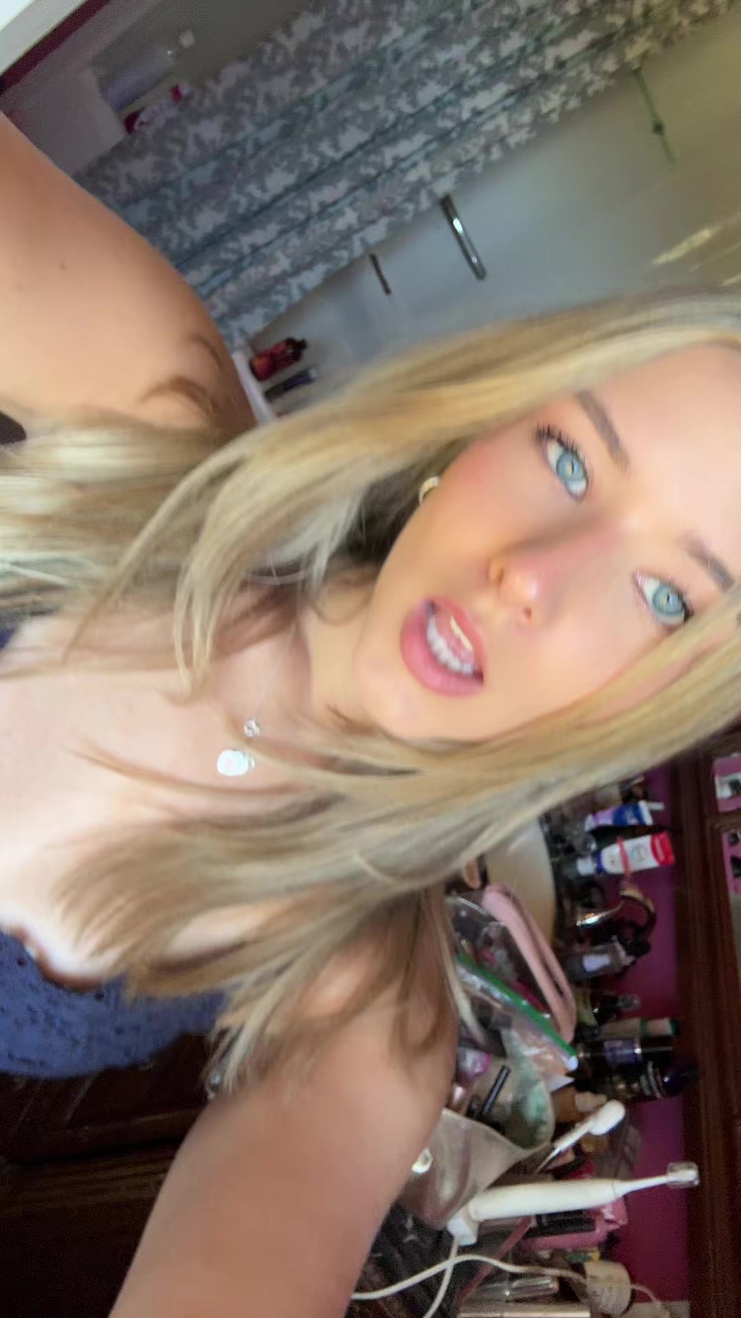 @ava