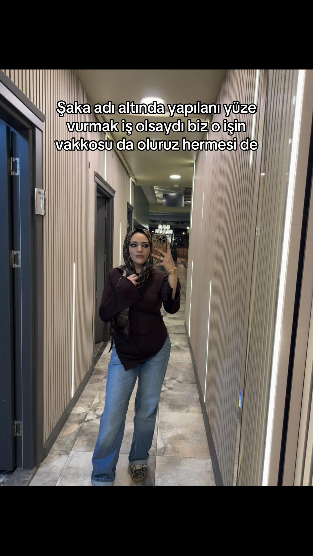 @🪬