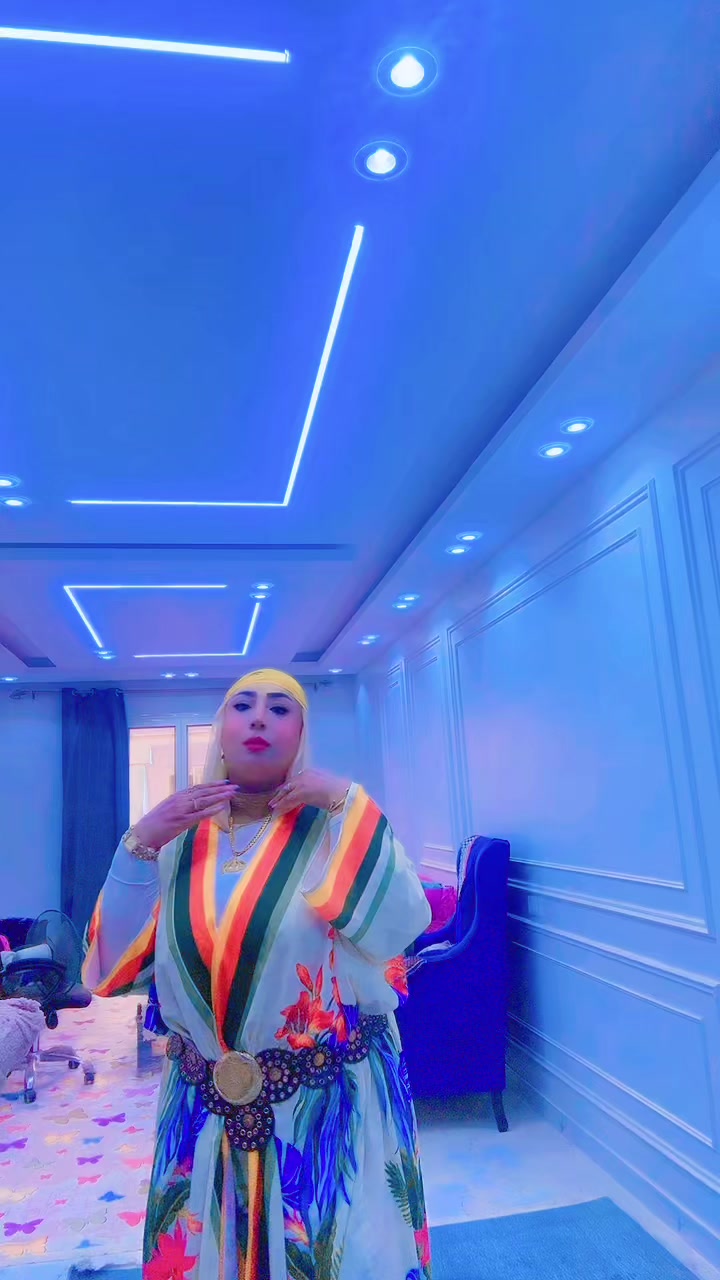 @Hemmat 🦉🫰🥰DIVA☺️🧡😘