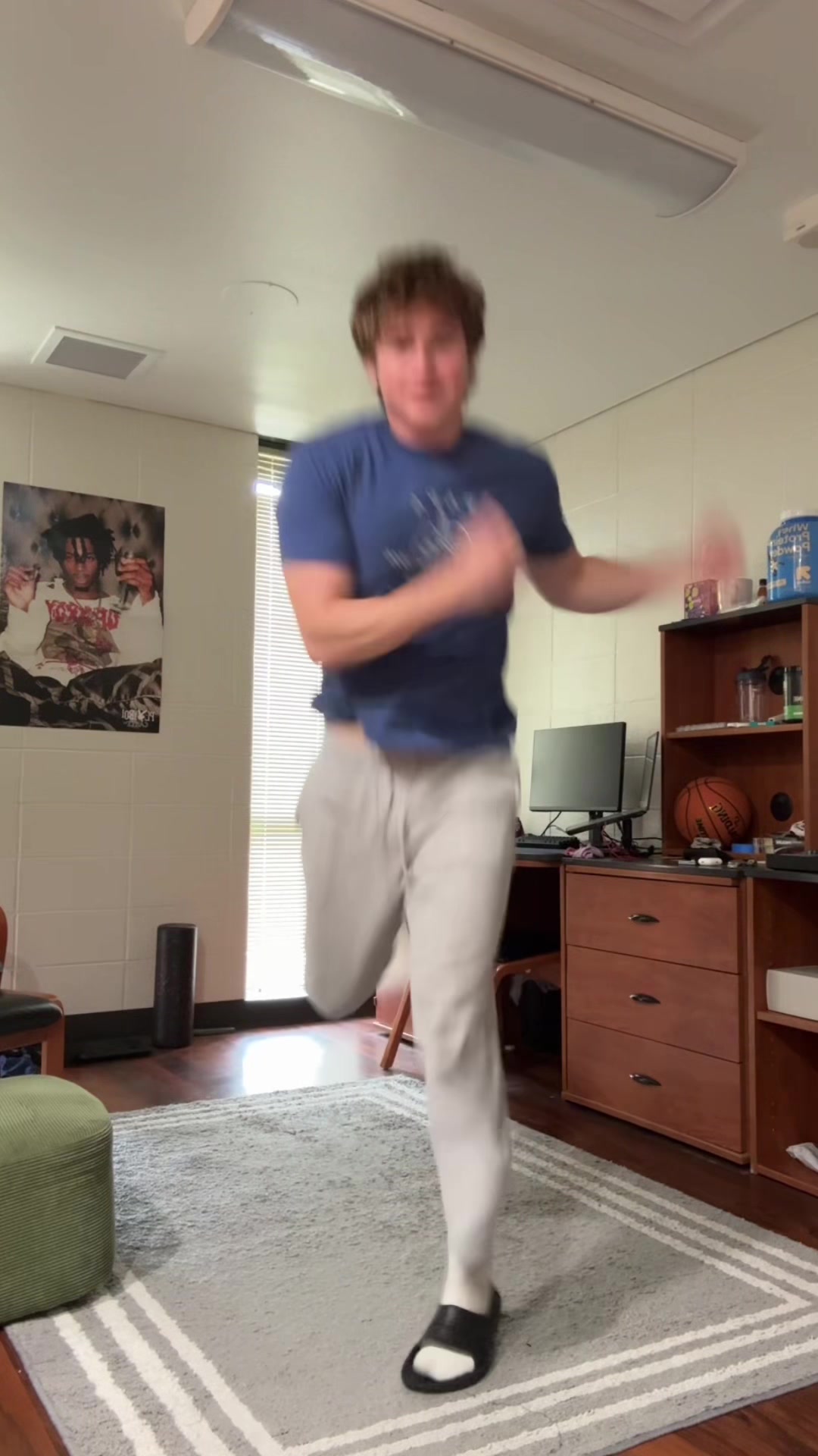 @wakeupluke_