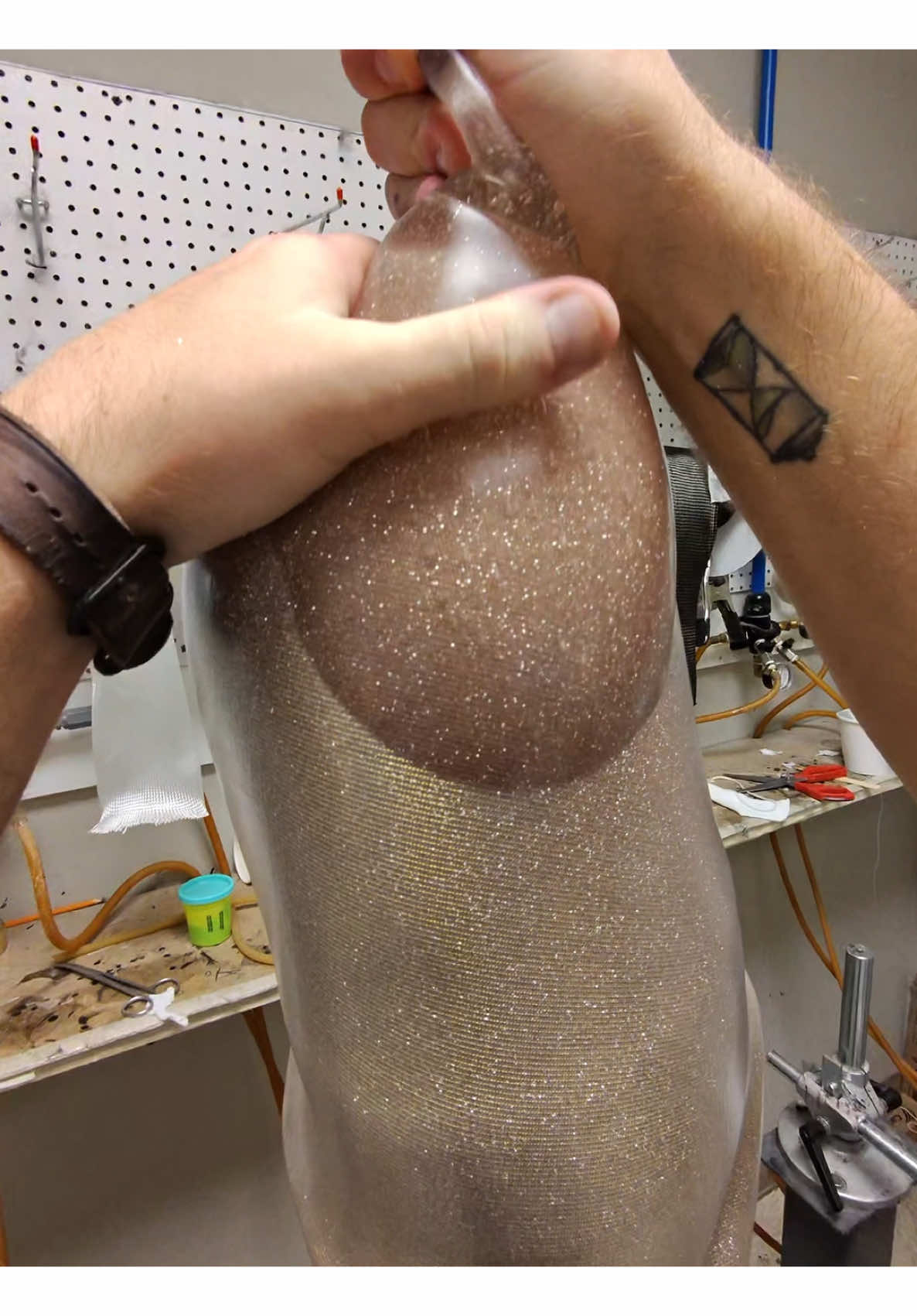 @facelessfab