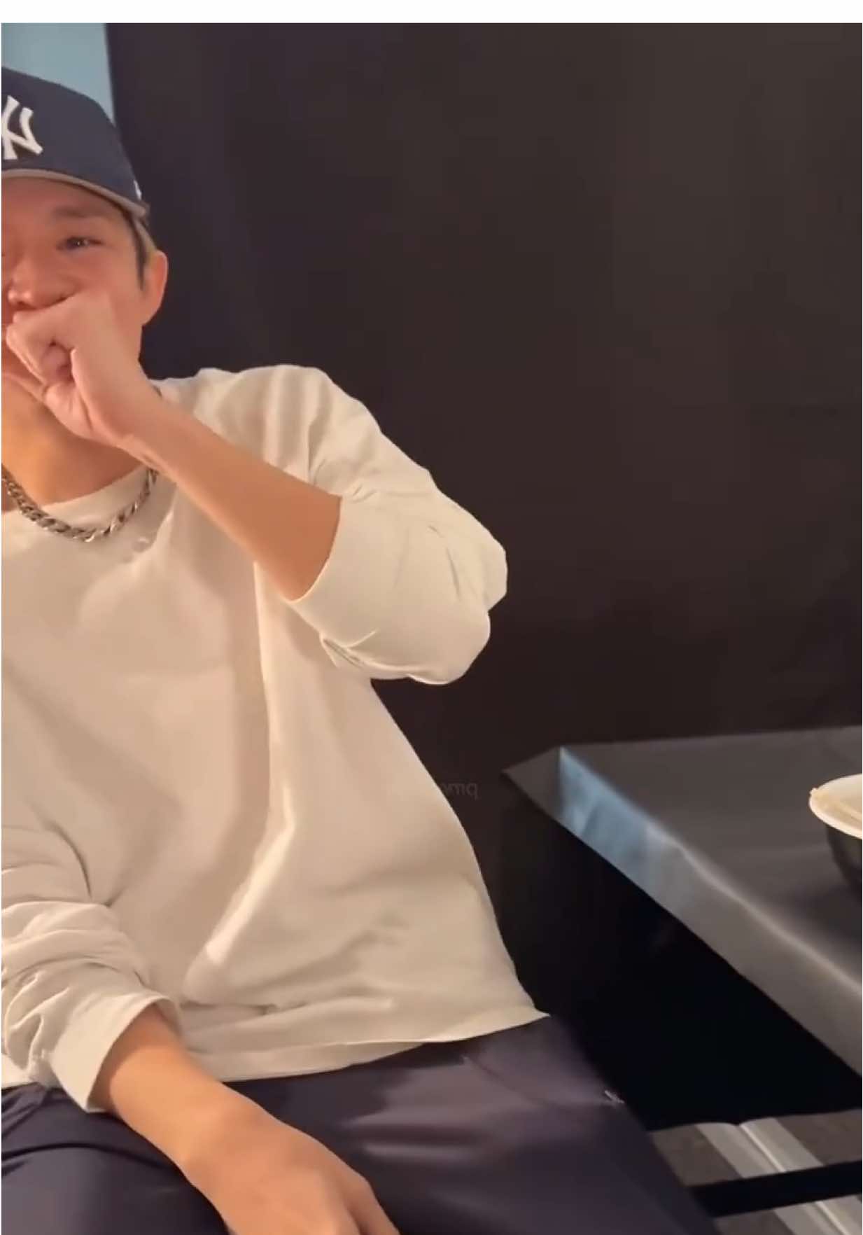@^_−☆