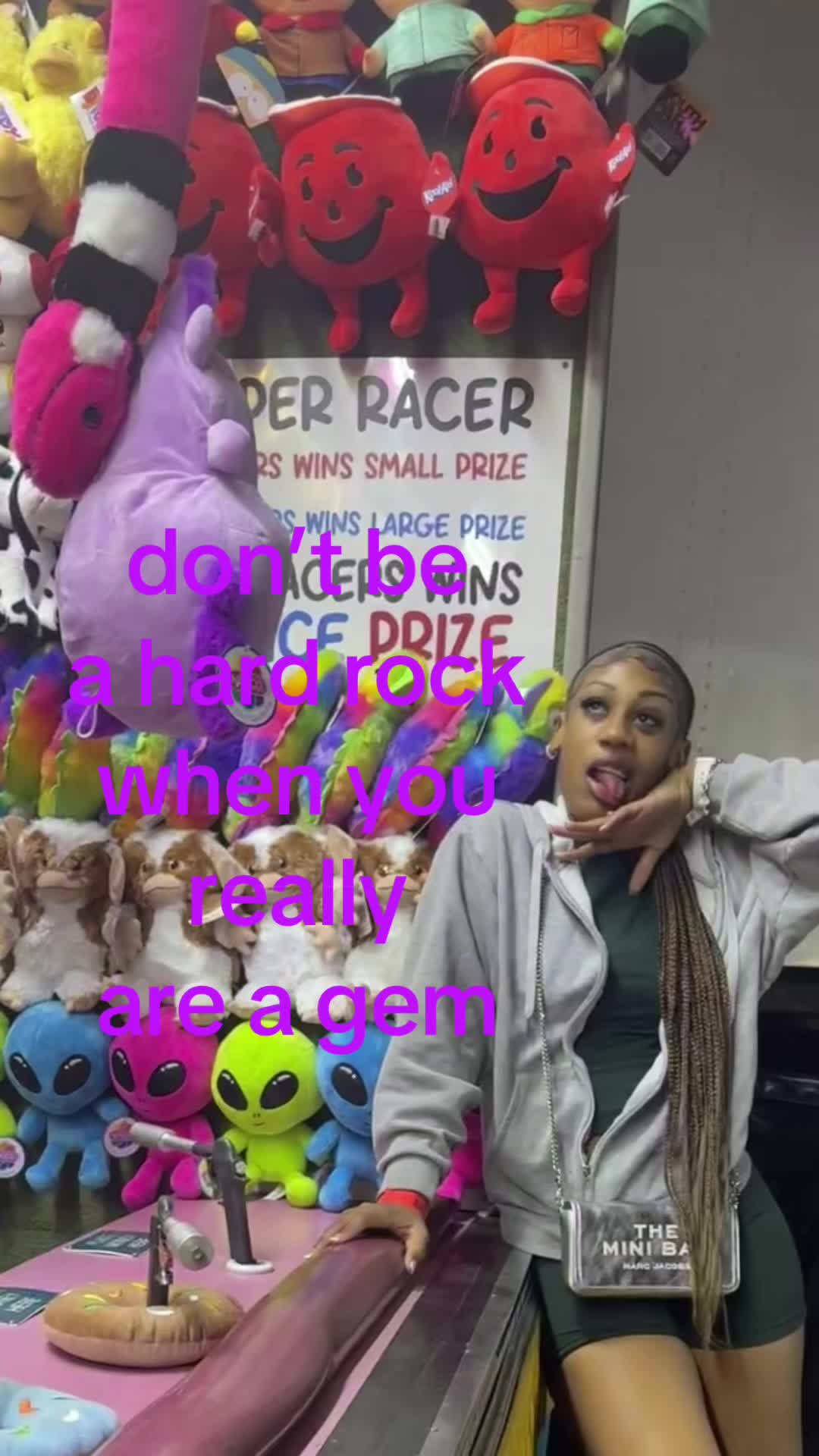 @alex g