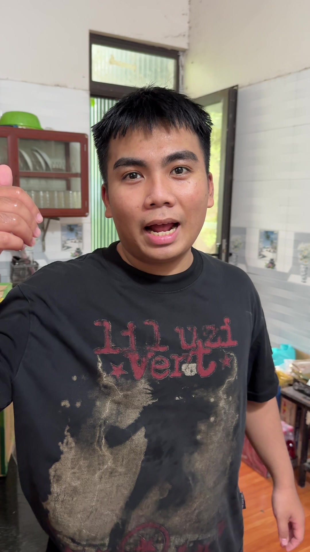 @Huy Tủi Trẻ