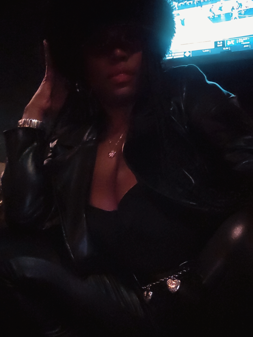 @FabulouslyFly