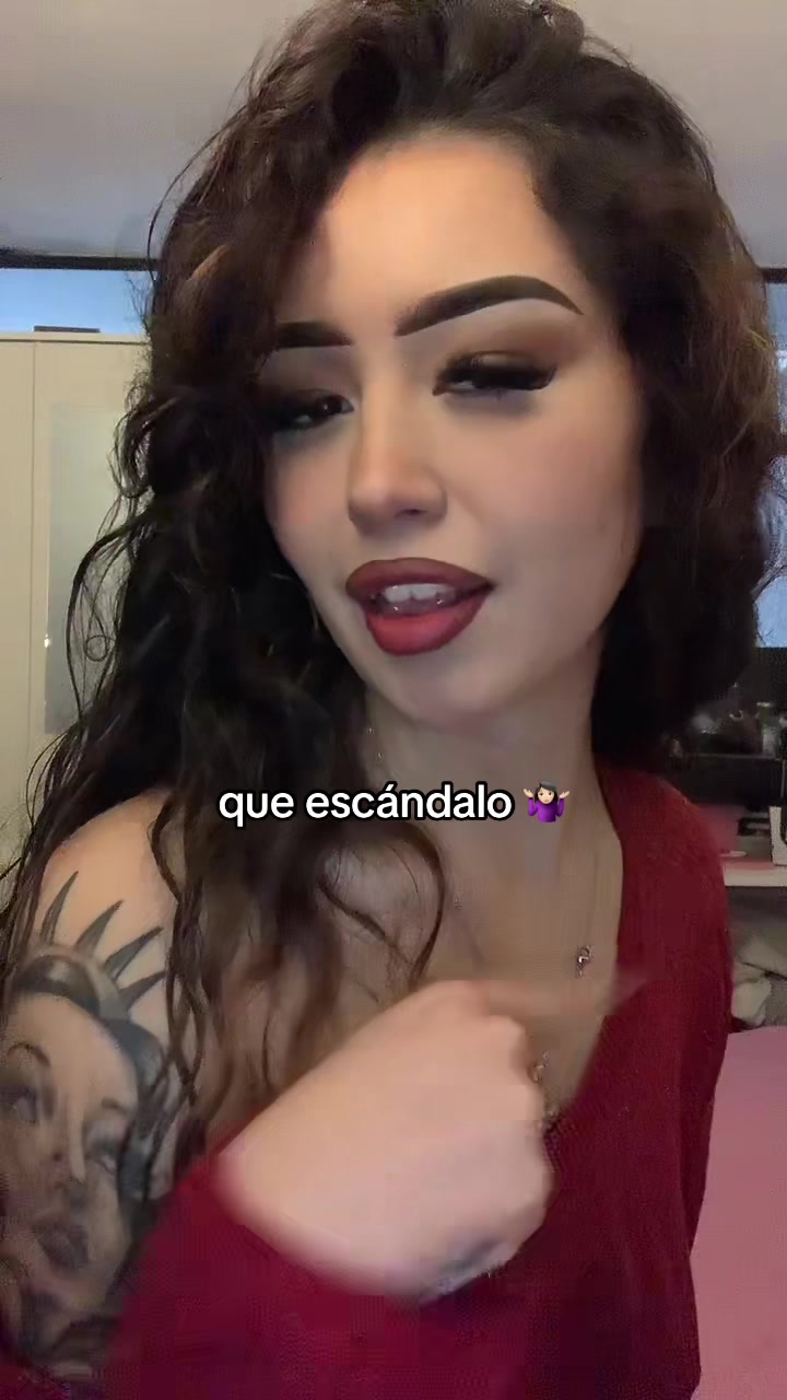@Nessita 𖣂
