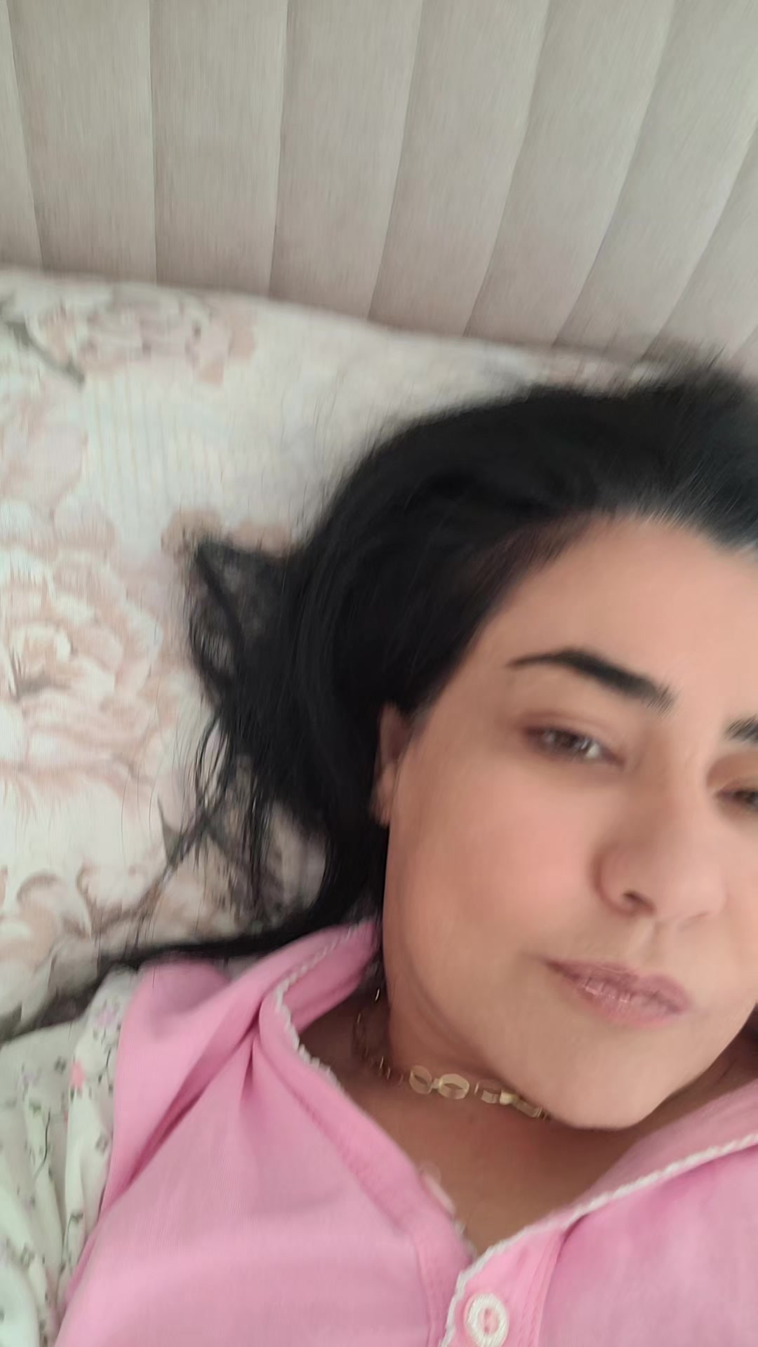 @HAYAT DEĞİL İNSANLAR ACIMASIZ