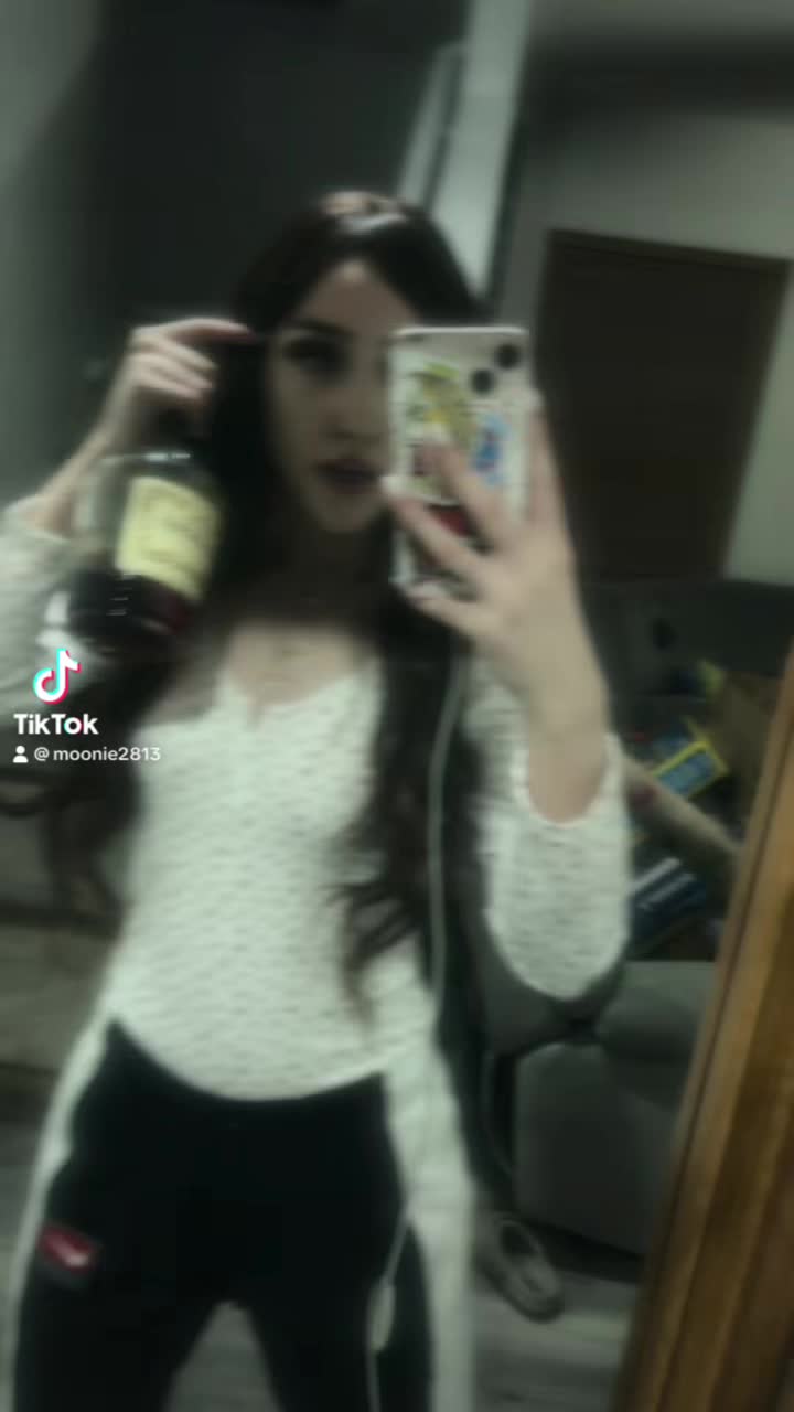 @moonie