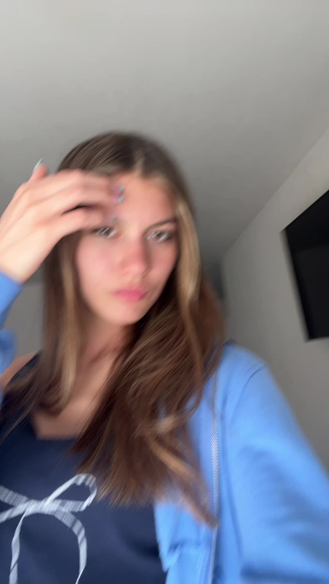 @theleahmae