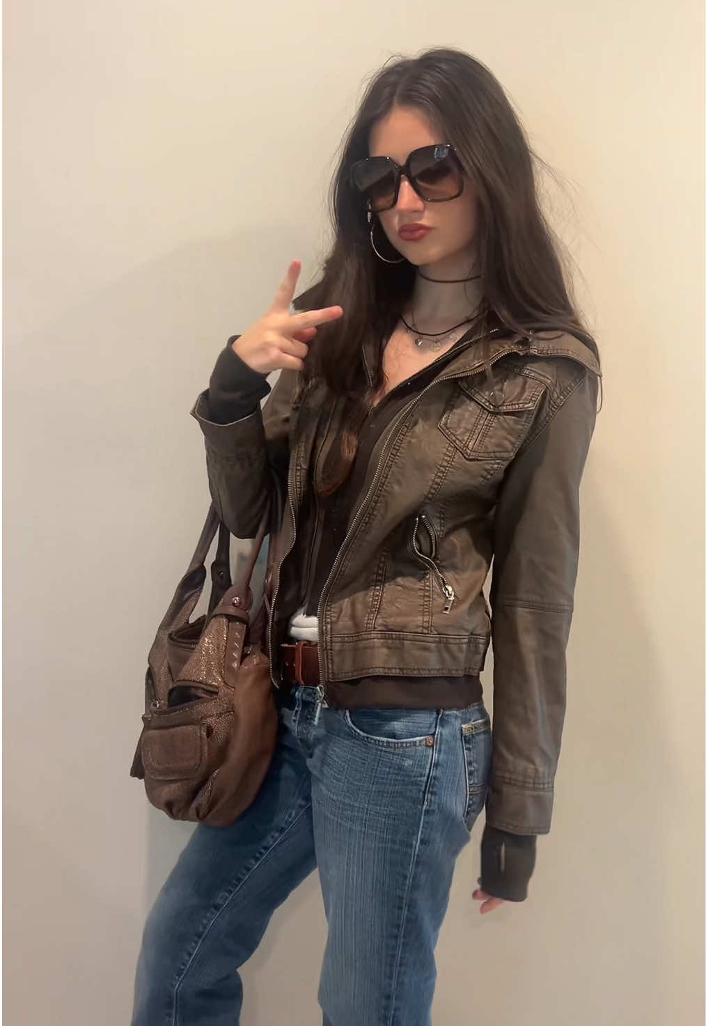 @lu