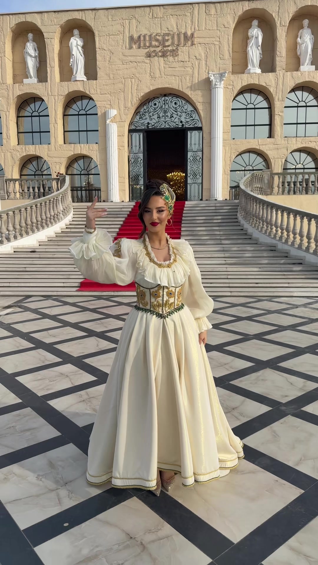 @Traditional Couture Tina