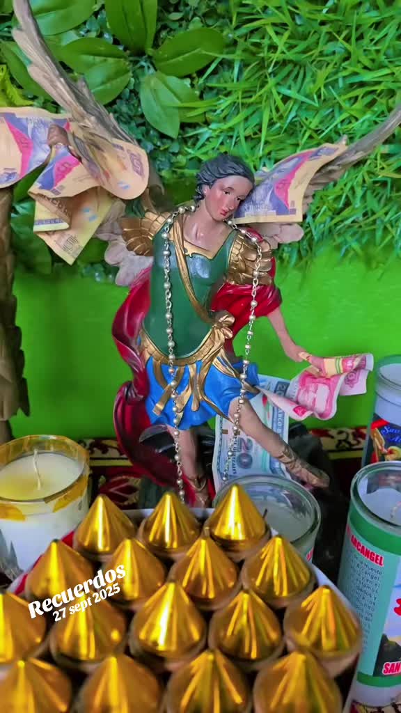 @🍀🇬🇹 Andrea perez 🇲🇽🧿🪄🔮