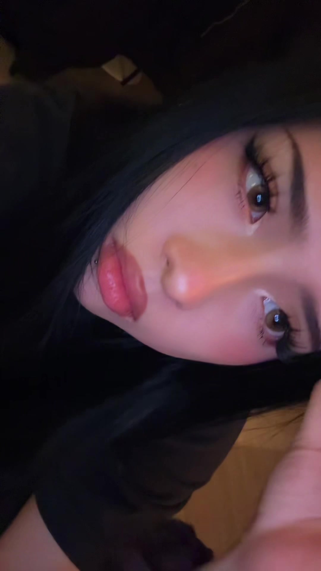 @￶