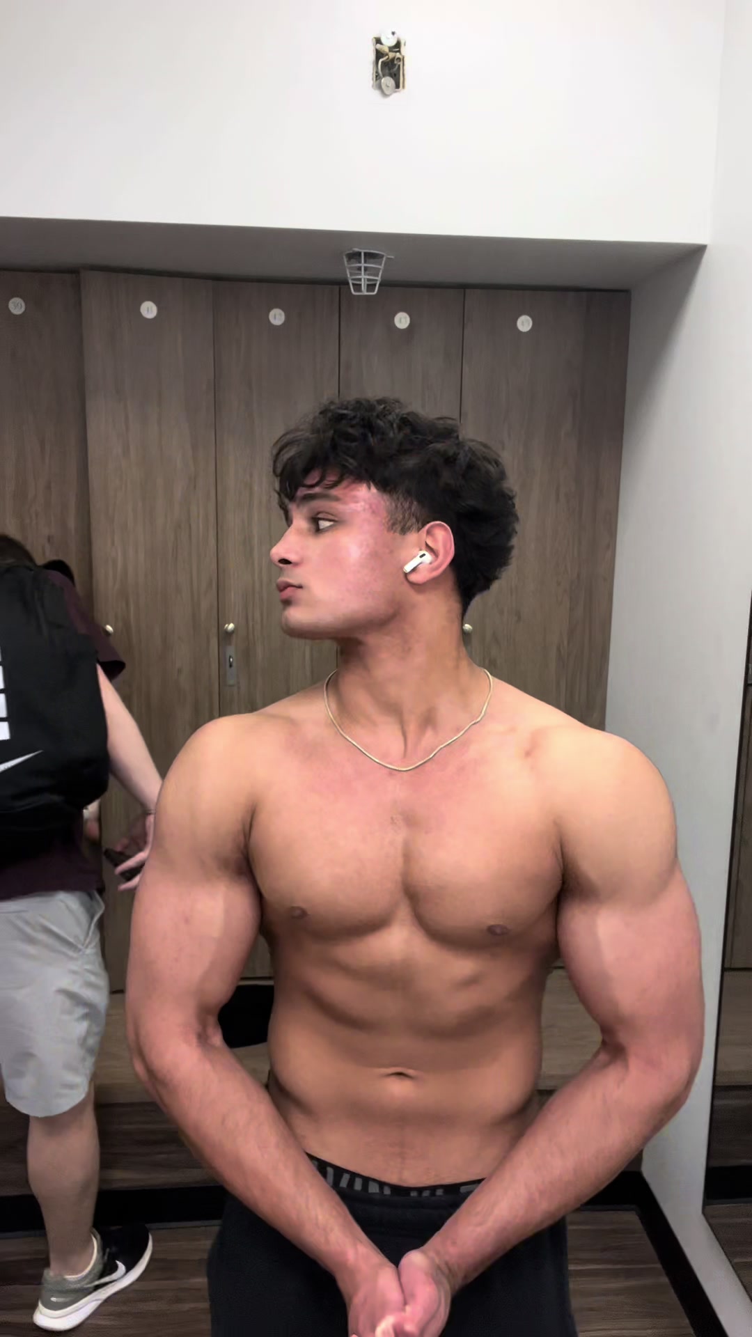 @amohlift.