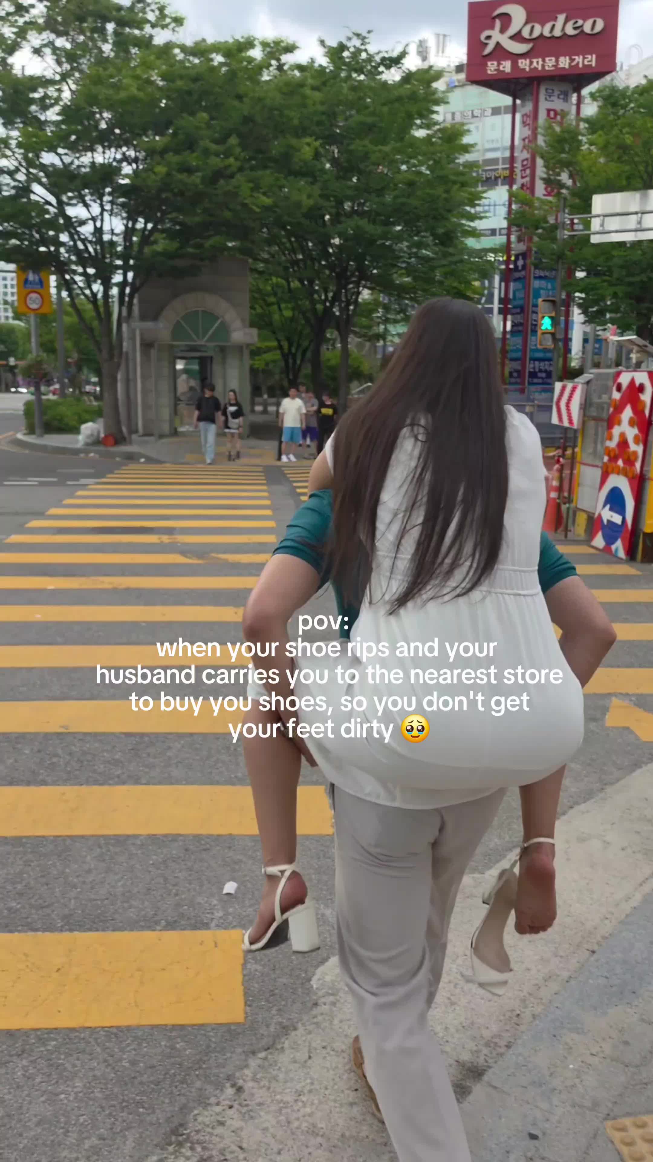 @David 🇰🇷 & Rebecca🇺🇸🇱🇧