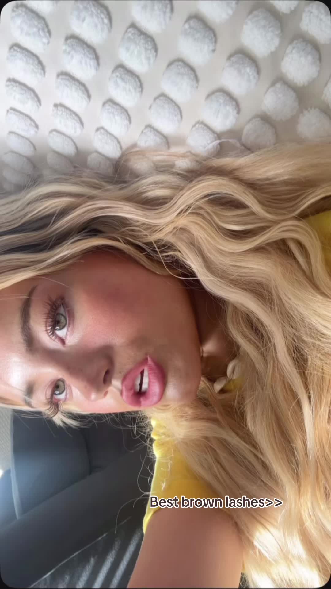 @itshalliewilde