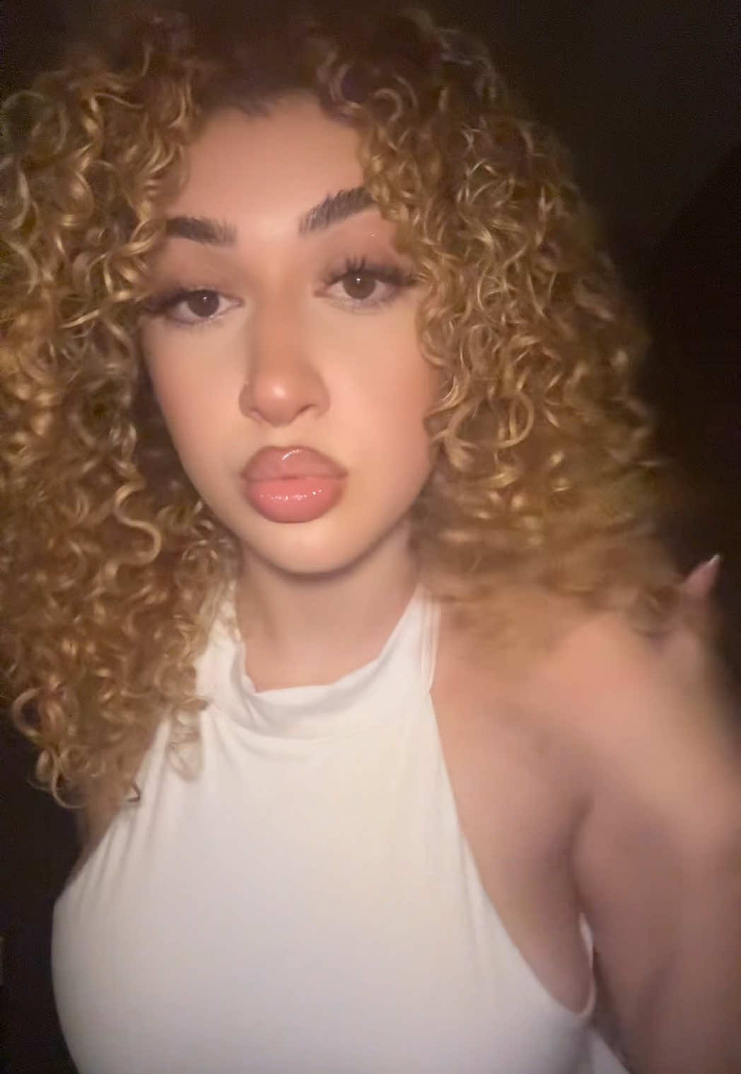 @Tee