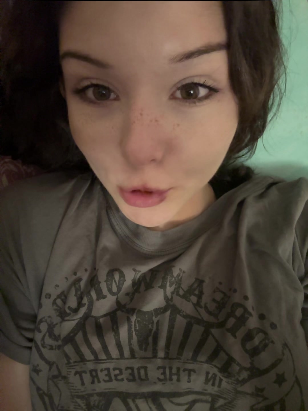 @👅
