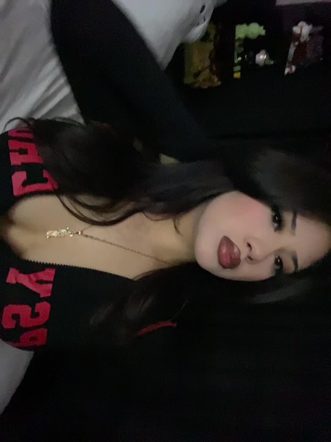 @Crystal🍒
