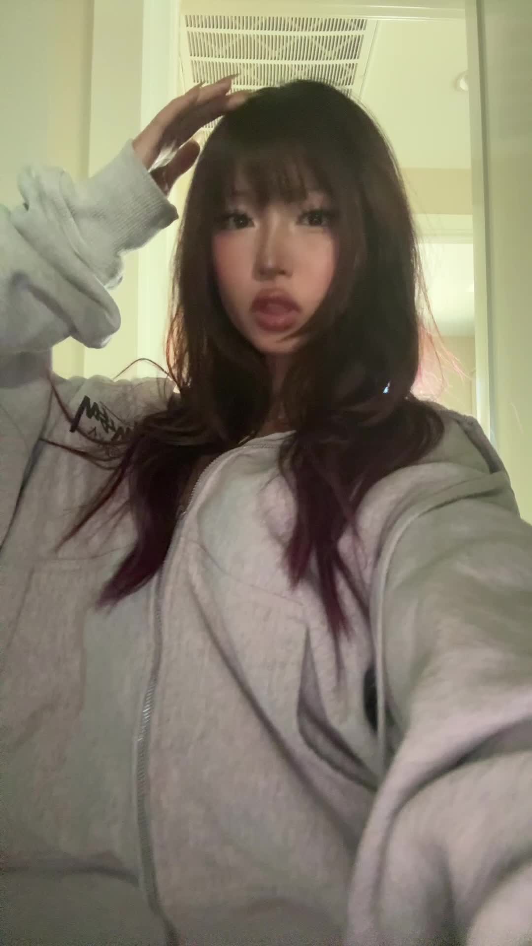 @v 🪷