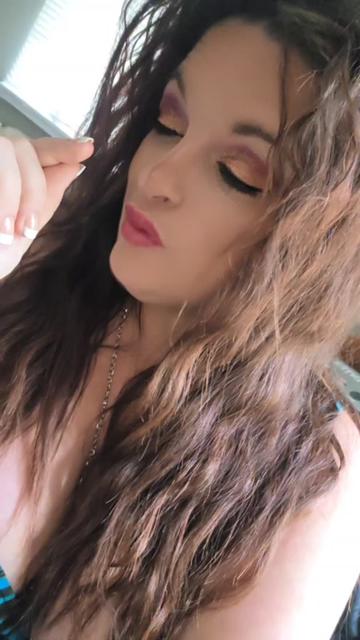 @🎀curvybratbabe71