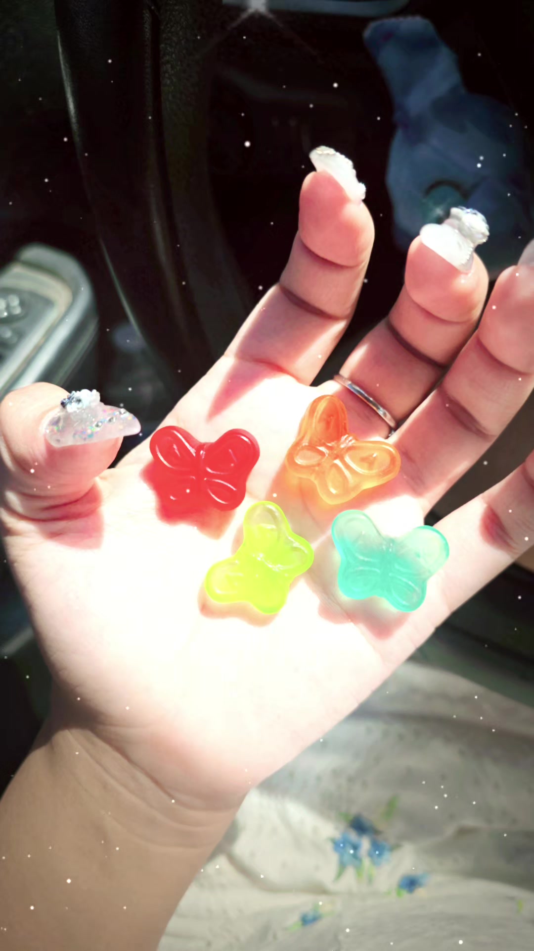 @🎤✨️Pɾ&iota;ʂƈ&iota;ʅʅ&alpha; 🦋 Pԋươɳɠ Aɳԋ✨️