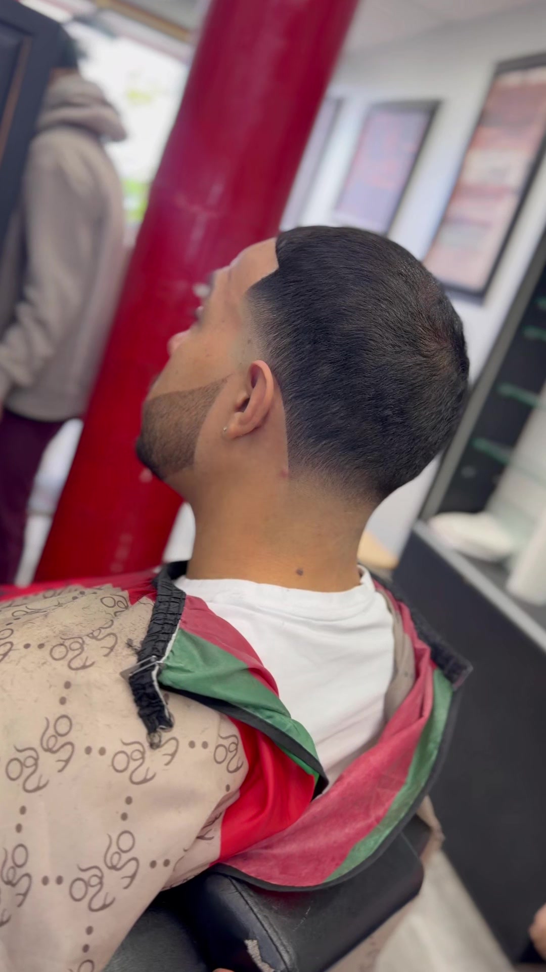 @Ronal Fadezone Barbershop