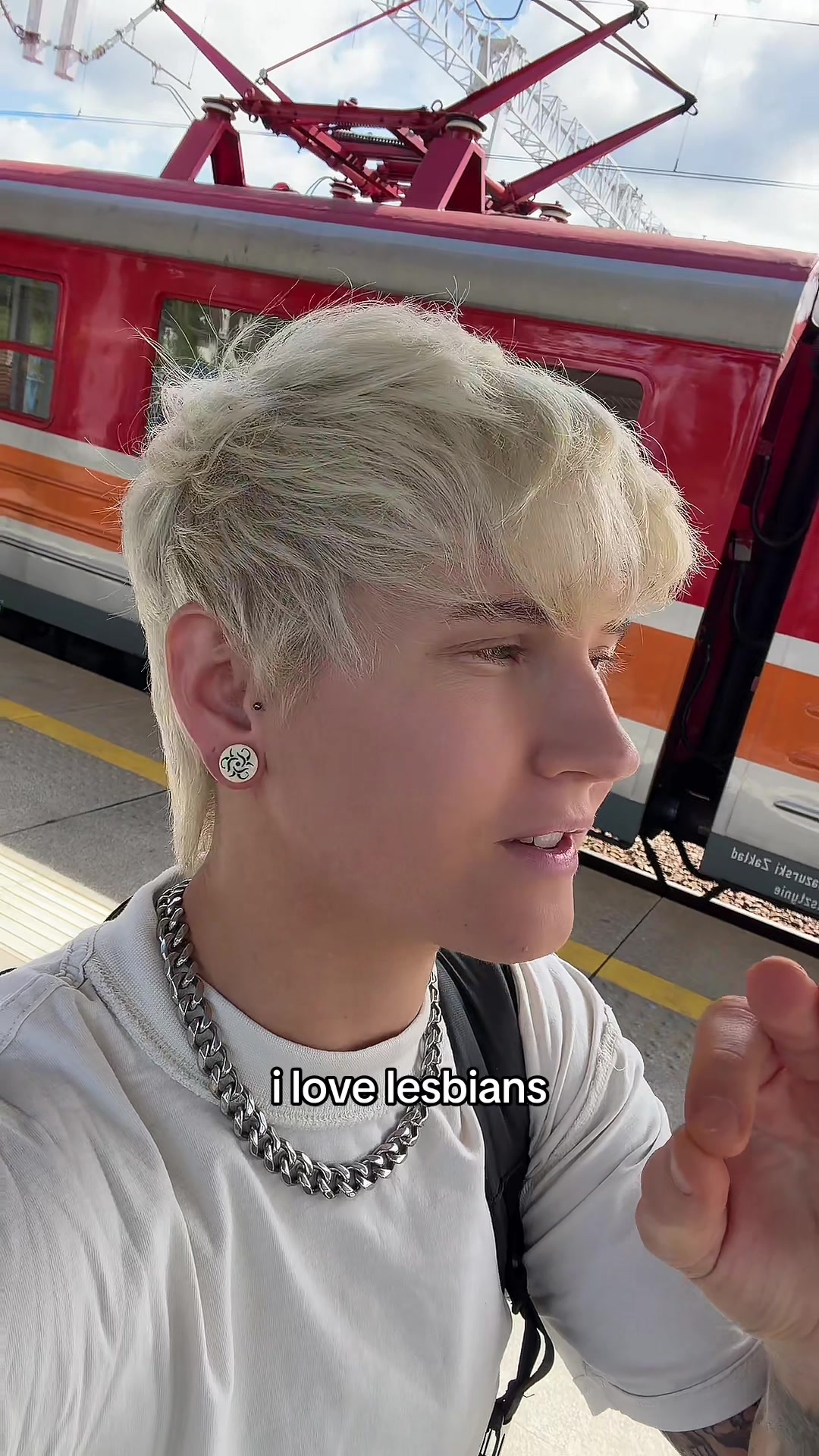 @nomi