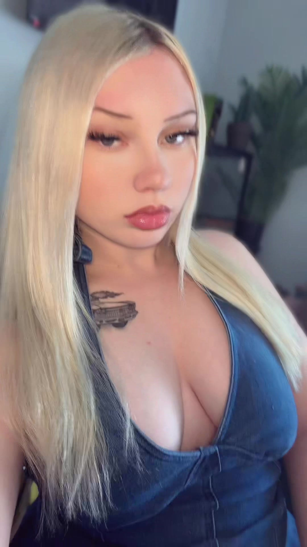 @𝓐𝓷𝓰𝓮𝓵𝓲𝓷𝓪 𝓤