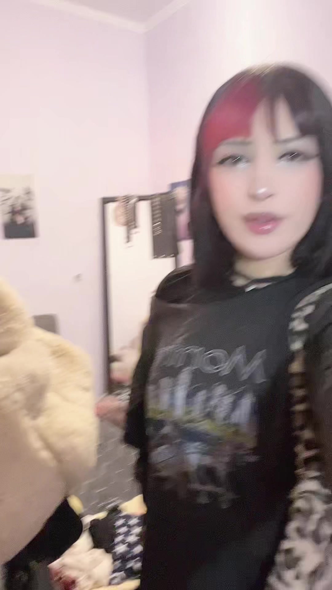 @lil_.pika