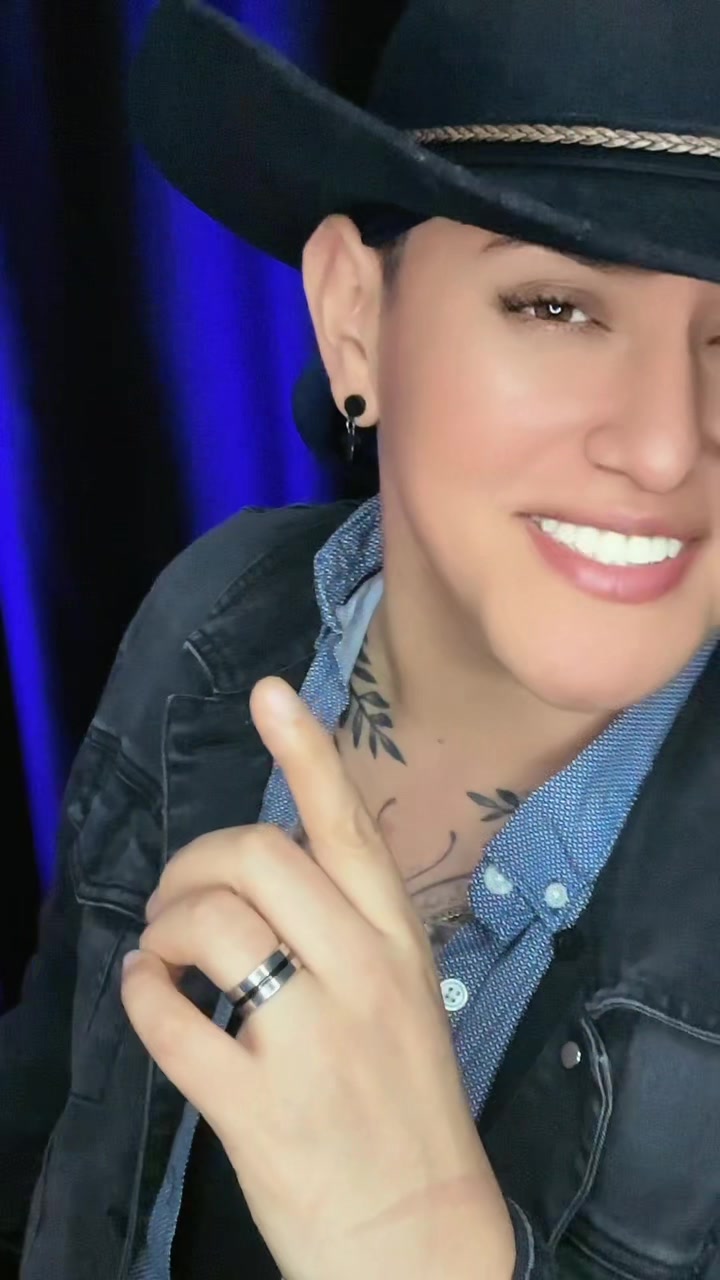 @karinadelucio1🔥🦉