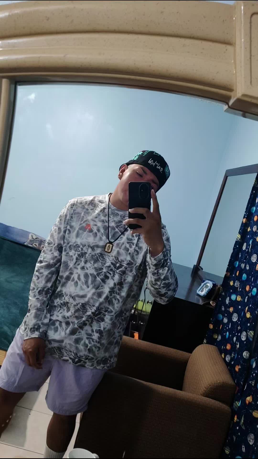 @𝓞𝓼𝓬𝓪𝓻 𝓖𝓮𝓸Ö𝓿𝓪𝓷𝔂 🖤