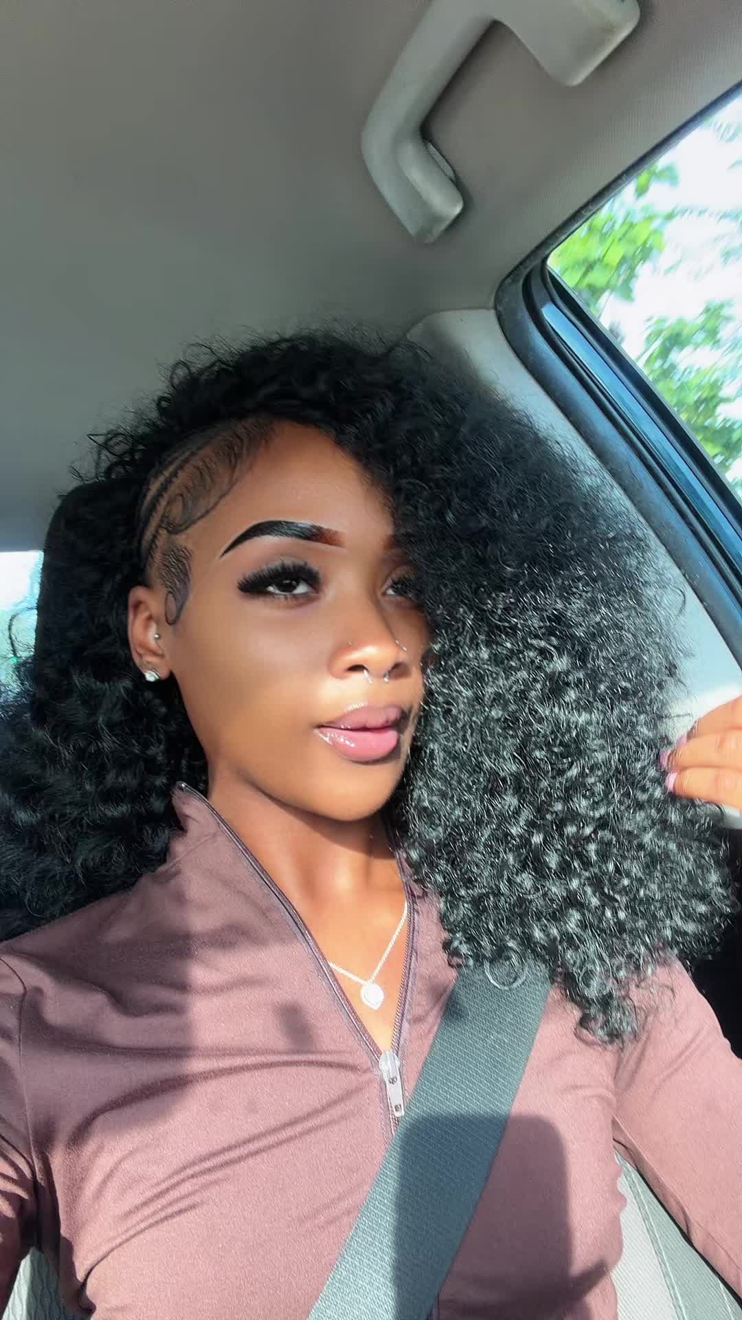 @daniyalashon